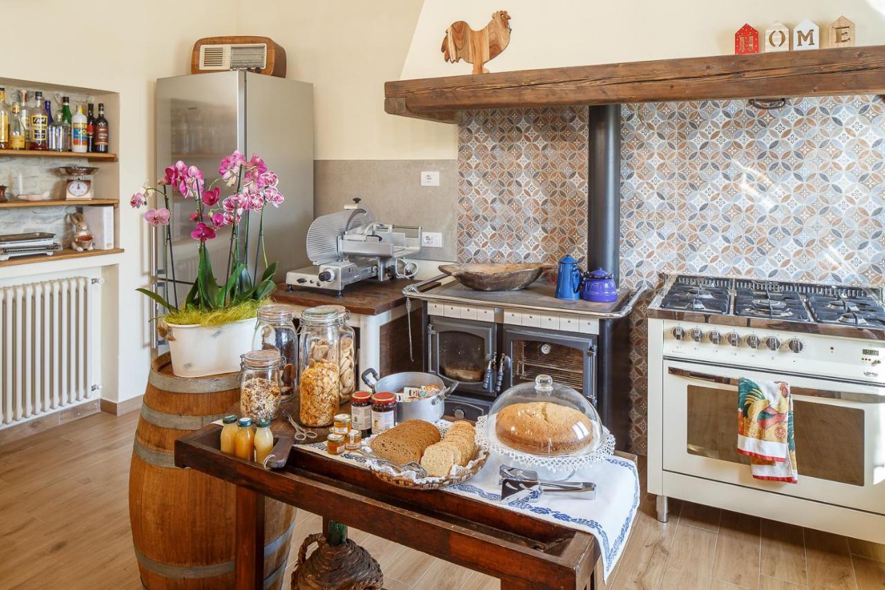 Bed and Breakfast Il Pettirosso SantʼArcangelo di Romagna Exterior foto